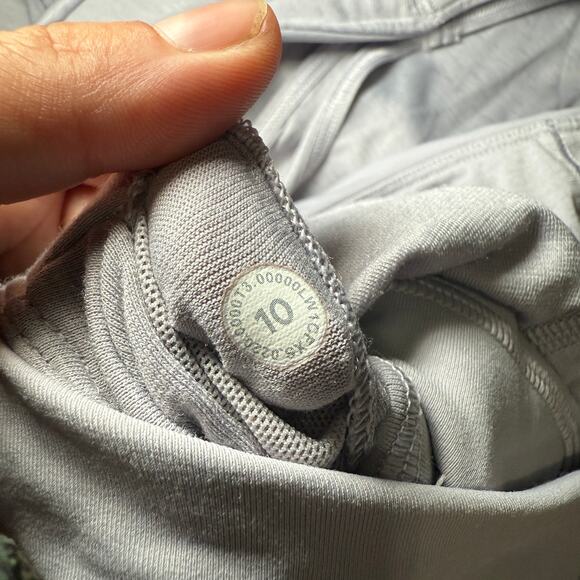 Lululemon Twist Around Tank - Picture 2 of 8